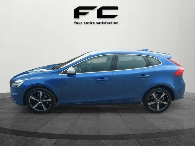 2018 Volvo V40 2.0 T2 [122] R DESIGN Nav Plus 5dr
